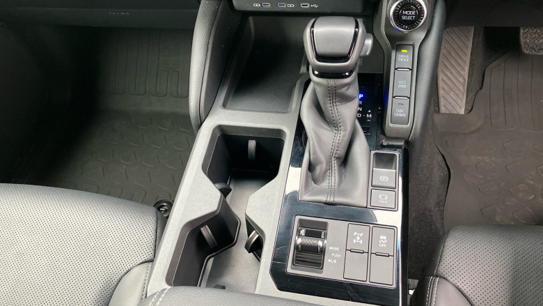 Toyota Land Cruiser Diesel 2.8D 205 Commercial Auto